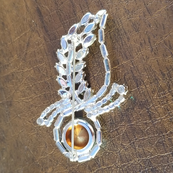 Vintage Crystal Comet Brooch in Blue Rhinestone - Picture 6 of 6